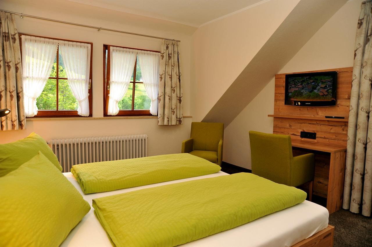 Hotel Gasthaus Zum Hirschen Simonswald Εξωτερικό φωτογραφία